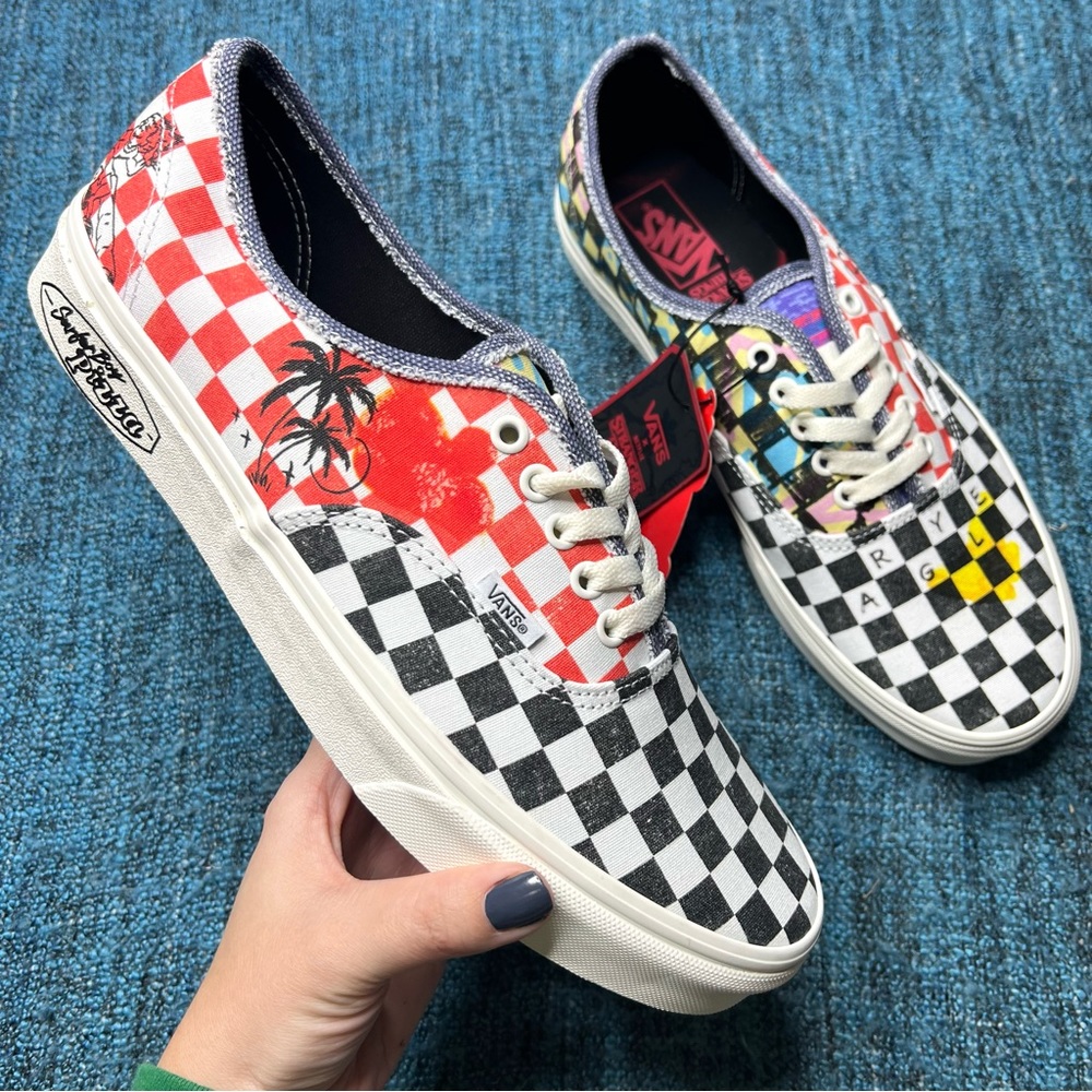 Vans x Strangers Things Authentic Surfer Boy Pizza Sneakers Limited Edition